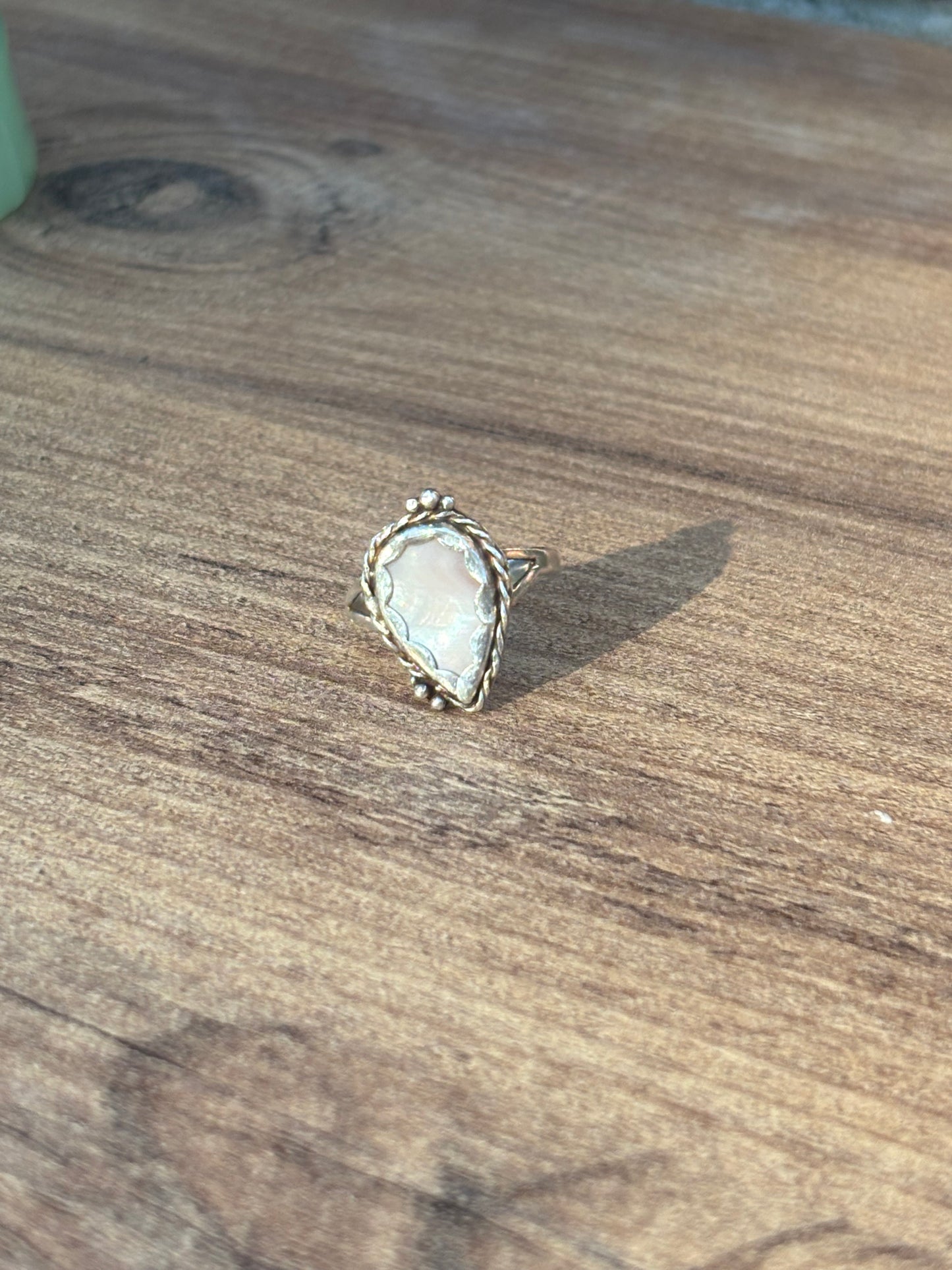 Mother of Pearl Teardrop Split Shank Ring - Size 8.5
