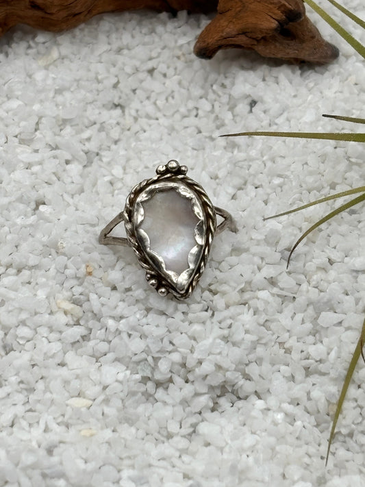 Mother of Pearl Teardrop Split Shank Ring