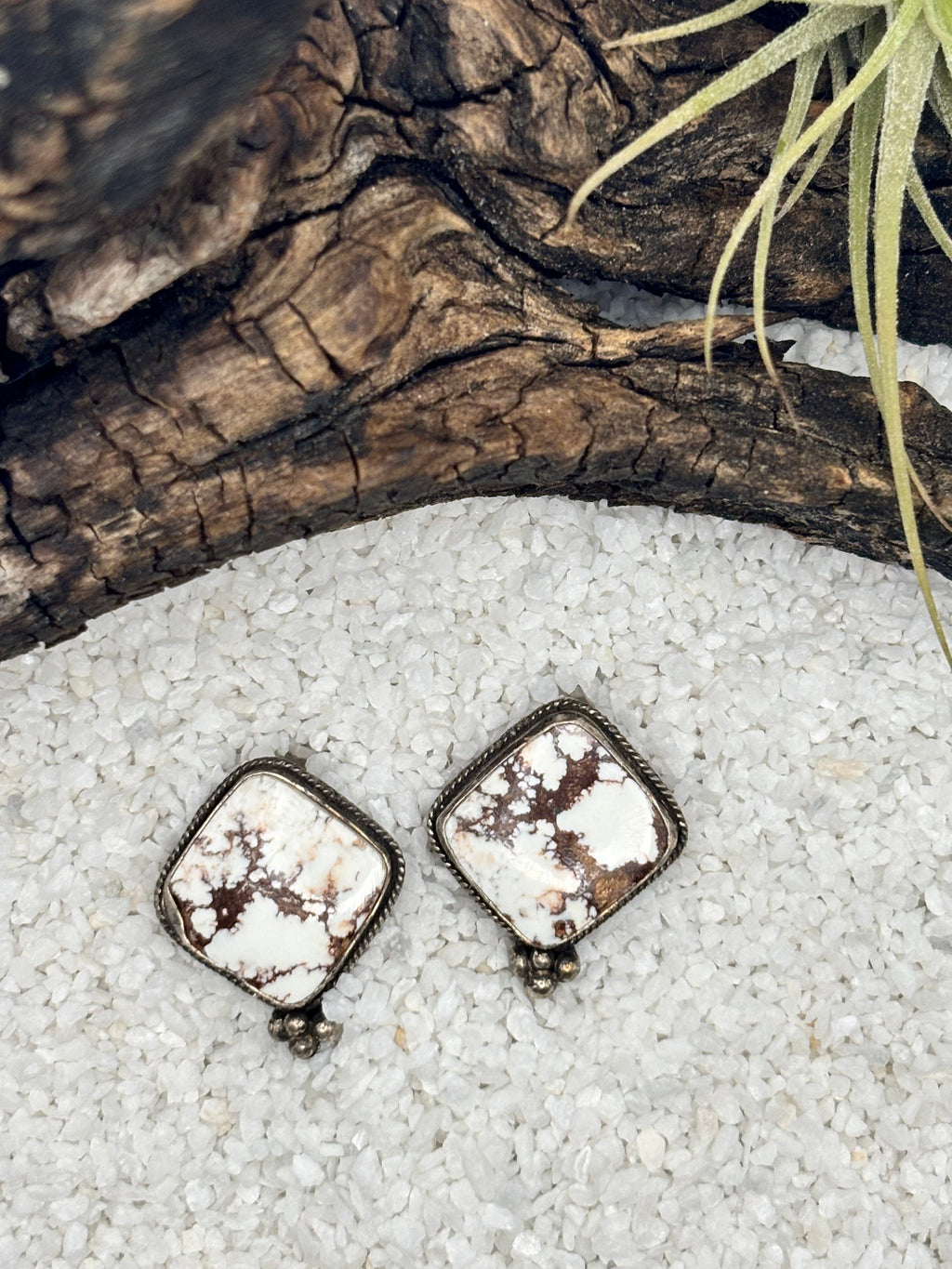 Wild Horse Magnesite Square Studs detail